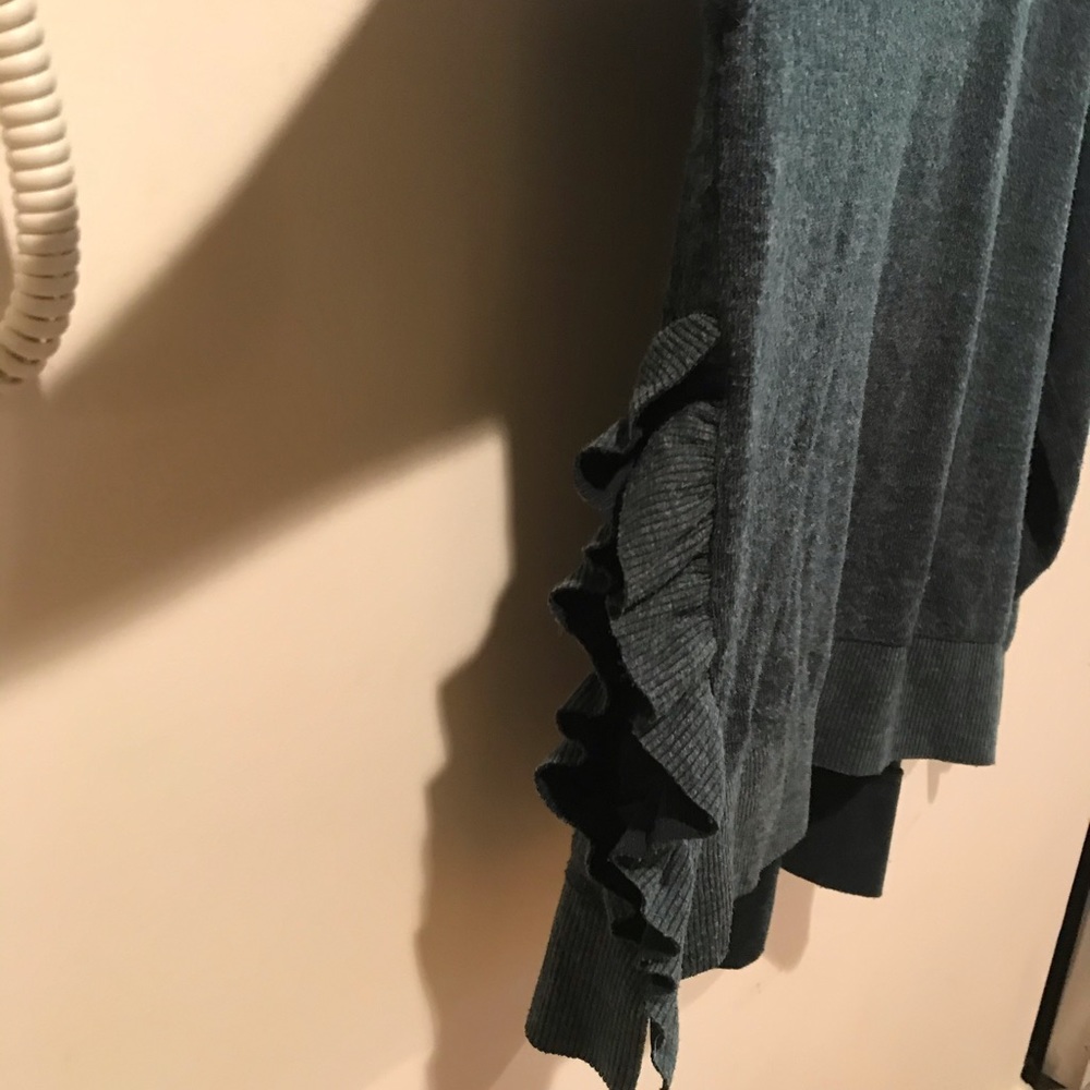 Green Ruffle Sweater - Picture 3 of 3